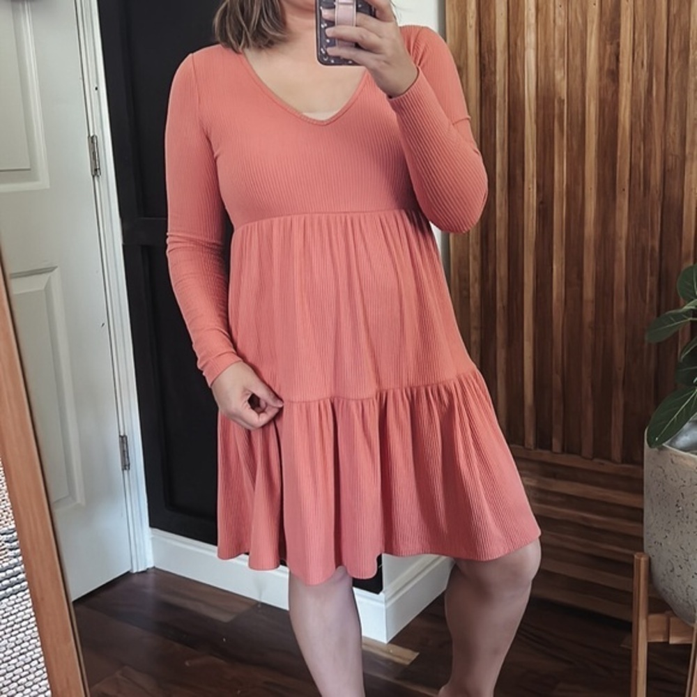NWT Wild Fable Pullover Flutter Midi Dress. Size S